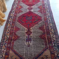 یک فرش کناره  دست یافت تخفیف هم داره ۱۰ میلیون