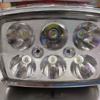 چراغ جلو شش لنز