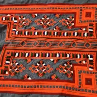 دوزنده لباس بلوچی
