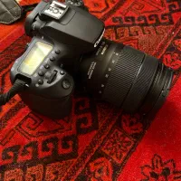 دوربین canon 90D با لنز 135-18