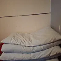 ۳ دست تشک و ۳ عدد روتختی ۲ نفره و ۱ نفره