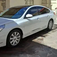 نیسان تیانا مدل ۹۰فول