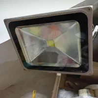پروژکتور درحد نو سالم