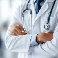 استخدام در مطب پزشک