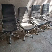 صندلی نیاز به تعمیر