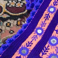 کوریشی|لباس|سراوان, |دیوار
