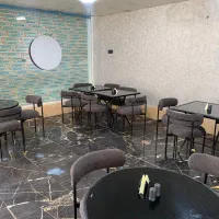 نیرو خانم سالن کار و دستیار فروش