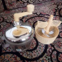 1 عددخردکن دستی نو ودوتا سبد تویخچال