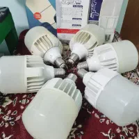 تعدادی محدود لامپ