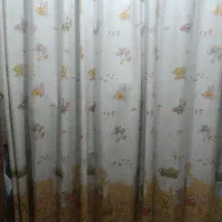چند عدد پرده مناسب فضاهای مختلف تک فروشی .