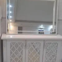 میز و آینه