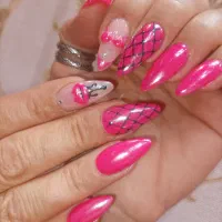 آف ویژه خدمات ناخن