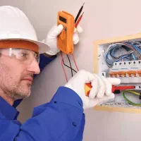 برقکار ساختمان نصب لاین نوری هالوژن خرده کاری