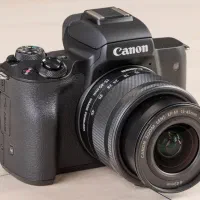 دوربین کانن m50 کیت لنز ۴۵-۱۵ و وسایل