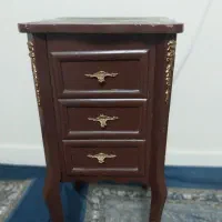 میز تلفن سالم