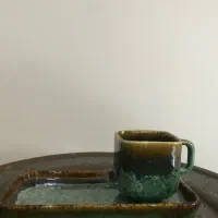 ست ماگ و بشقاب و گلدان