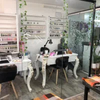 استخدام ناخنکار حرفه ای