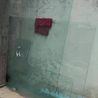 شیشه سیکوریت برای مغازه