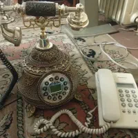 دو دستگاه گوشی تلفن
