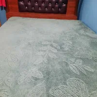 تخت خواب دونفره همراه تشک وروتختی