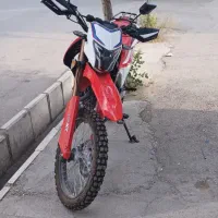 موتورتریل۲۵۰ایکس ارفلات