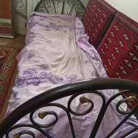 تخت فرفورژه فلزی