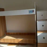 تخت دو طبقه