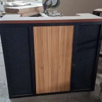 میز پیشخوان طرح چوب و فلز