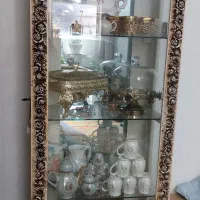 بوفه با ظروف