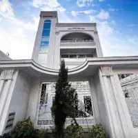 اپارتمان-205-متری-3-خواب-تک-واحدی-زیر-قیمت