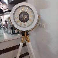 ساعت ایستاده