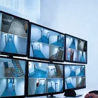 کارمند مانیتورینگ cctv