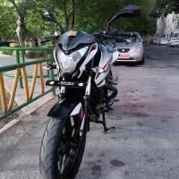 موتور ns200 مدل ۹۵ درحدصفر بشرط