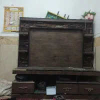 میز ال ای دی در حد نو