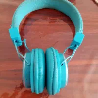 هدفون نیا