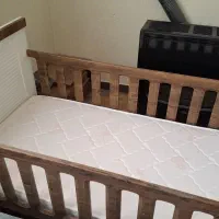 تخت|تخت و صندلی بچه|قوچان, |دیوار