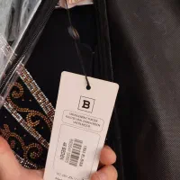 لباس|لباس|ورزقان, |دیوار