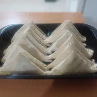 سمبوسه پیتزایی و معمولی هر تعداد بخوایین