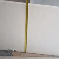 در چوبی اتاق