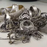 خرید و فروش ساچمه و انگشتر نقره دست دوم و شکسته