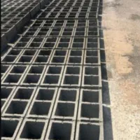 کارگر بلوک زن فقط ماهر