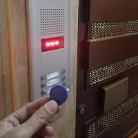 نصب ایفون صوتی و تصویری . عیب یابی و تعمیرات