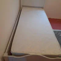 تختخواب یکنفره به همراه تشک