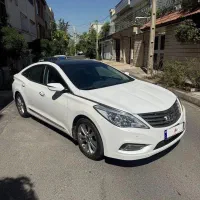 ازرا گرنجور مدل ۲۰۱۲ بی رنگ