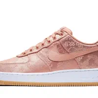 کتونی نایک‌ طرح اصلی سایز ۳۸