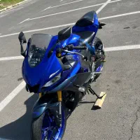 یاماها R25