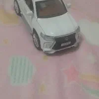 ماشین فلزی لکسوز بزرگ