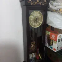 ساعت ایستاده سالم و میز تلفن