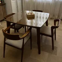 میز ناهارخوری