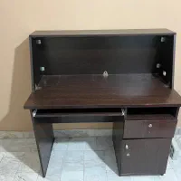 میز کامپیوتر و کار کشو دار  جنس   MDF